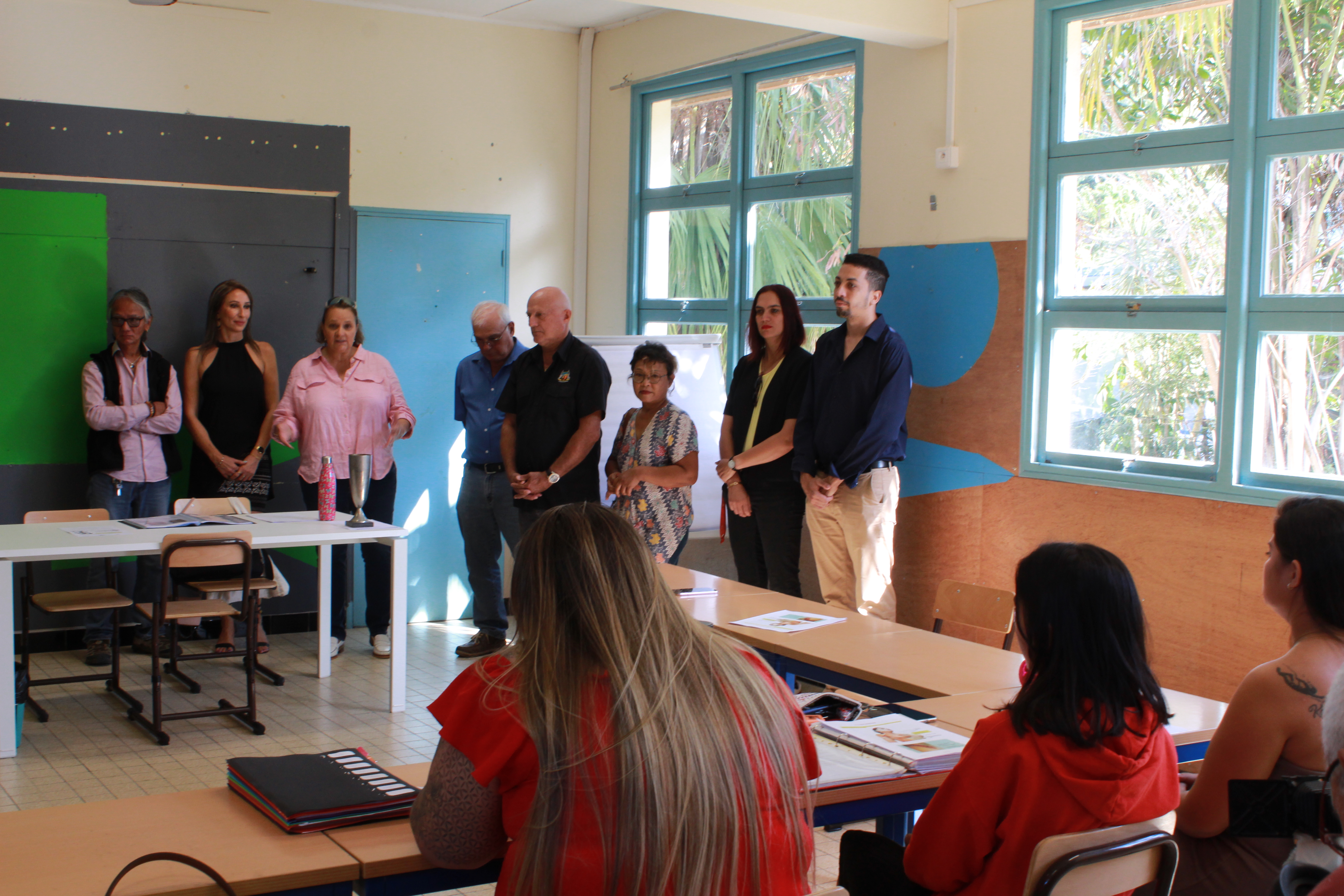 ECOLE BOUTAN en curs avec les alternantes en esthtique